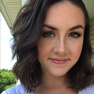 Meet your Posher, Tori